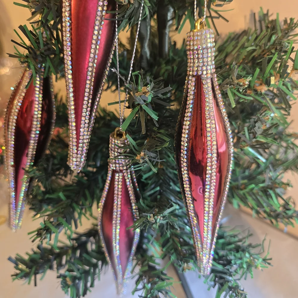 Elegant Red Holiday Ornaments New 4 Pieces 6 Inch Handmade - Picture 5 of 7